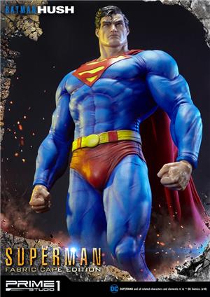 DC COMICS: BATMAN HUSH - FABRIC CAPE EDITION SUPERMAN STATUE