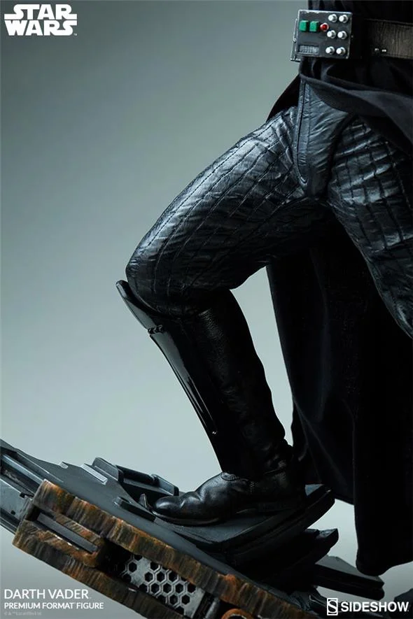 STAR WARS: ROGUE ONE - DARTH VADER PREMIUM STATUE