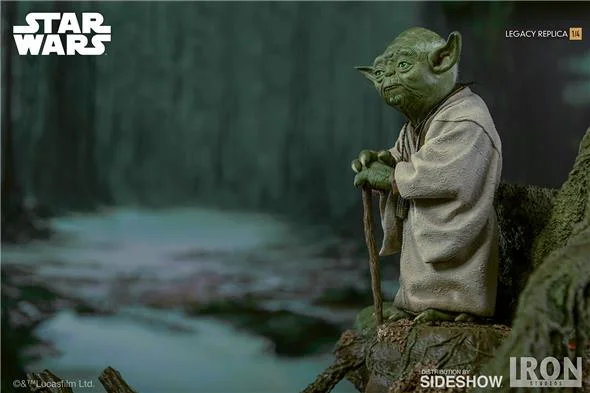 STAR WARS: EPISODE V - YODA 1:4 SCALE STATUE