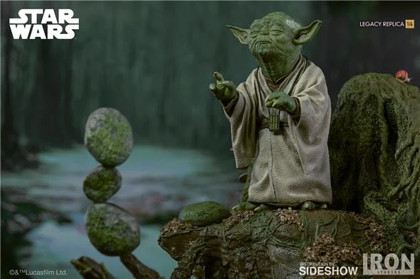 STAR WARS: EPISODE V - YODA 1:4 SCALE STATUE