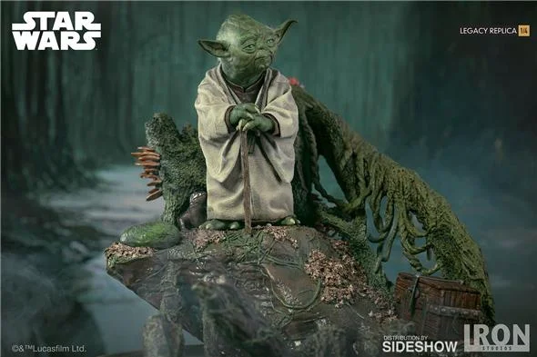 STAR WARS: EPISODE V - YODA 1:4 SCALE STATUE