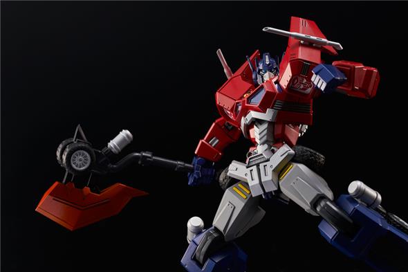 TRANSFORMERS OPTIMUS PRIME MODEL KIT