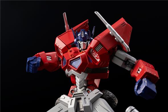 TRANSFORMERS OPTIMUS PRIME MODEL KIT