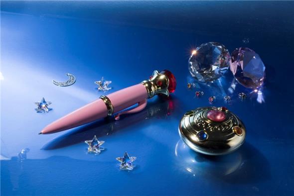 SAILOR MOON PROPLICA -  BROOCH & DISGUISE SET