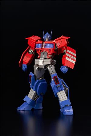 flame-transformers-optimus-prime-idw-model-kit