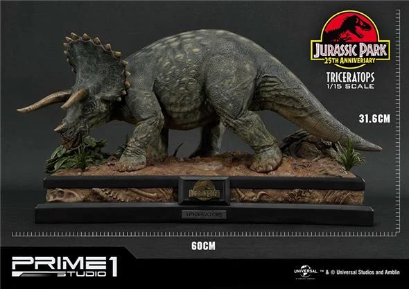 JURASSIC PARK TRICERATOPS STATUE