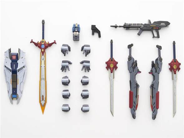 TRANSFORMERS STAR SABER FIGURE