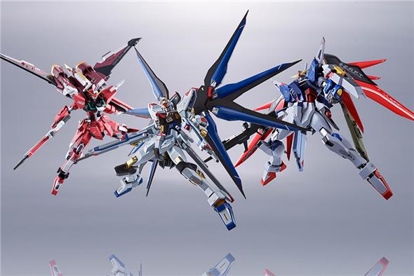 METAL ROBOT SPIRITS - DESTINY GUNDAM