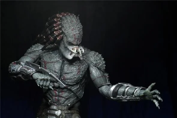 NECA - PREDATOR ARMORED ASSASSIN PREDATOR DLX