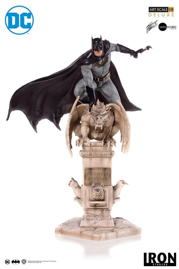 1/10 IRON STUDIOS - BATMAN BY EDDY BARROWS DLX ART STATUE