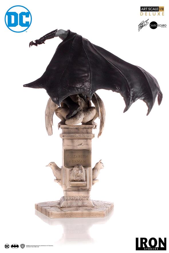 1/10 IRON STUDIOS - BATMAN BY EDDY BARROWS DLX ART STATUE