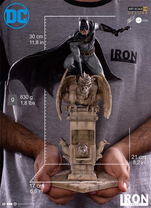 1/10 IRON STUDIOS - BATMAN BY EDDY BARROWS DLX ART STATUE