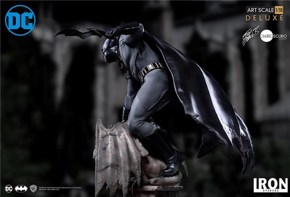 1/10 IRON STUDIOS - BATMAN BY EDDY BARROWS DLX ART STATUE