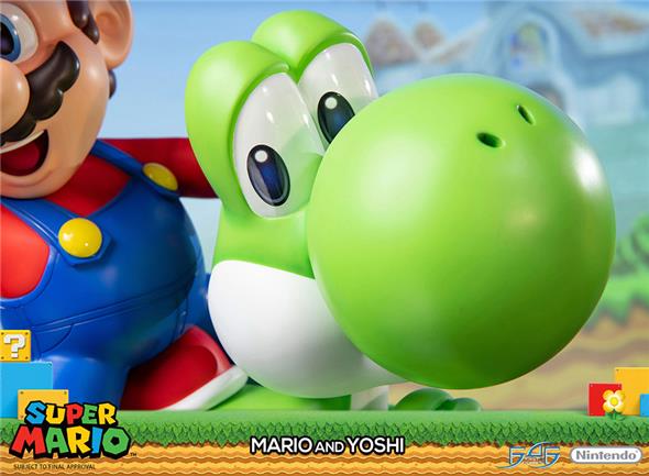 SUPER MARIO AND YOSHI STATUE