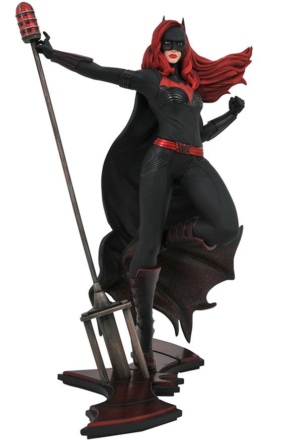 DC GALLERY - BATWOMAN FIGURE