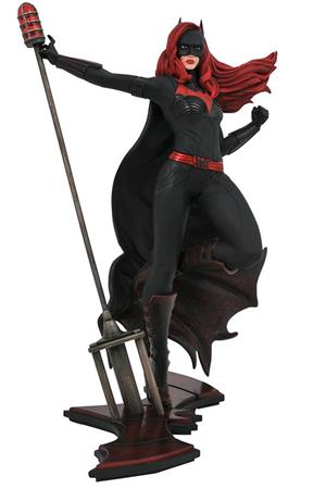 DC GALLERY - BATWOMAN FIGURE