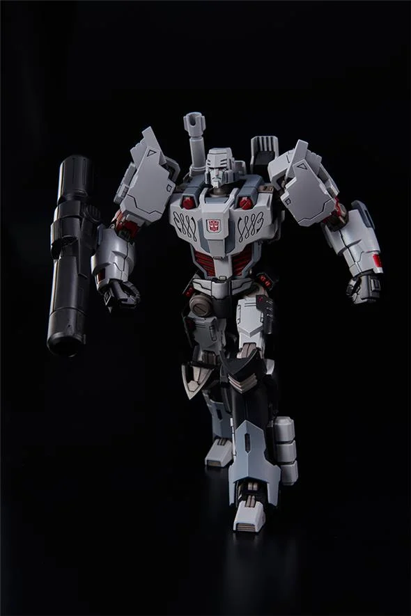 TRANSFORMERS IDW MEGATRON MODEL KIT