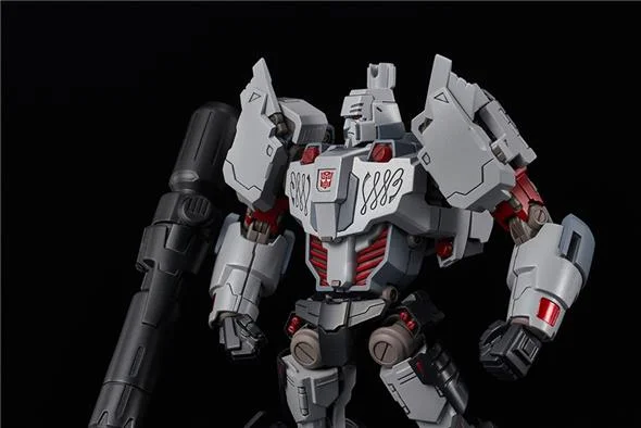 TRANSFORMERS IDW MEGATRON MODEL KIT