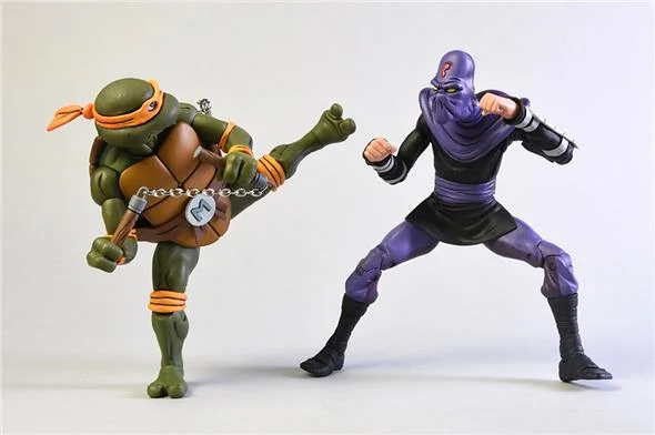 NECA - TMNT CARTOON MICHELANGELO VS FOOT SOLDIER 2PK
