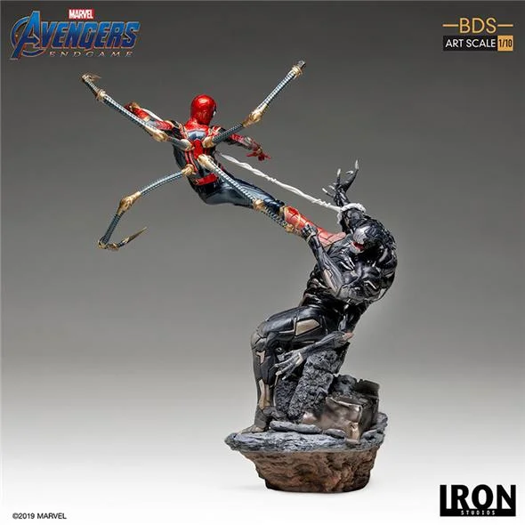 1/10 IRON STUDIOS - AVENGERS ENDGAME IRON SPIDER VS OUTRIDER