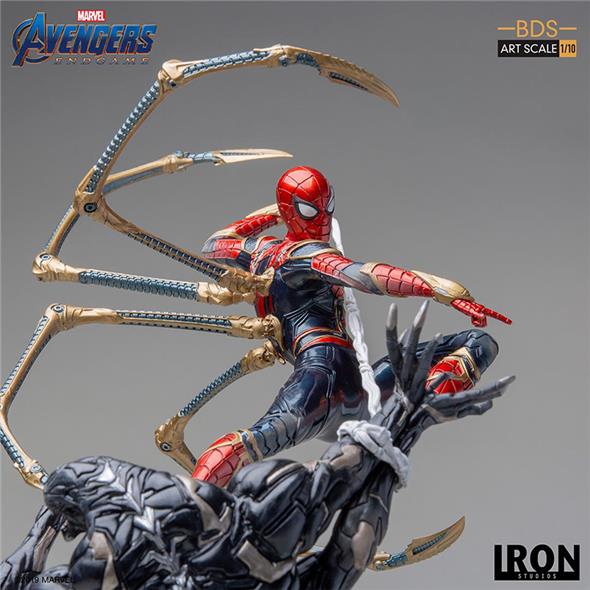 1/10 IRON STUDIOS - AVENGERS ENDGAME IRON SPIDER VS OUTRIDER
