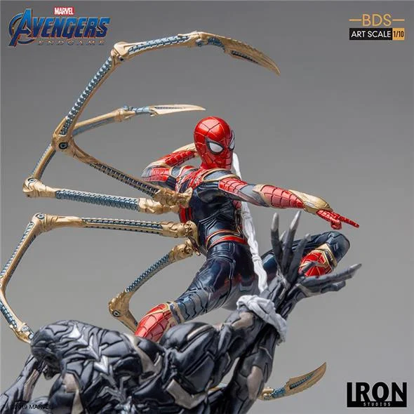 1/10 IRON STUDIOS - AVENGERS ENDGAME IRON SPIDER VS OUTRIDER