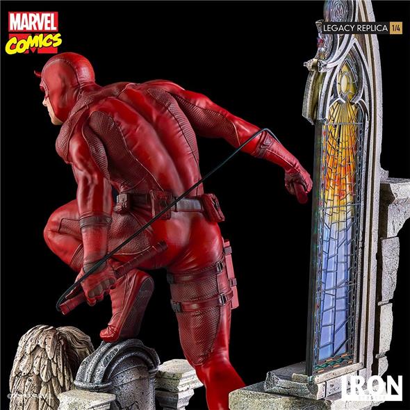 1/4 IRON STUDIOS - DAREDEVIL LEGACY REPLICA STATUE