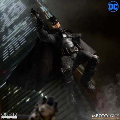 ONE12 COLLECTIVE - BATMAN SUPREME KNIGHT CLOTH