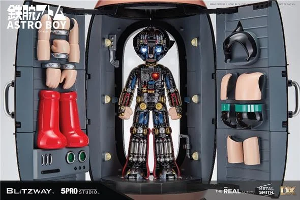 ASTRO BOY: ATOM STATUE DELUXE