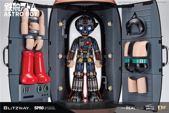 ASTRO BOY: ATOM STATUE DELUXE