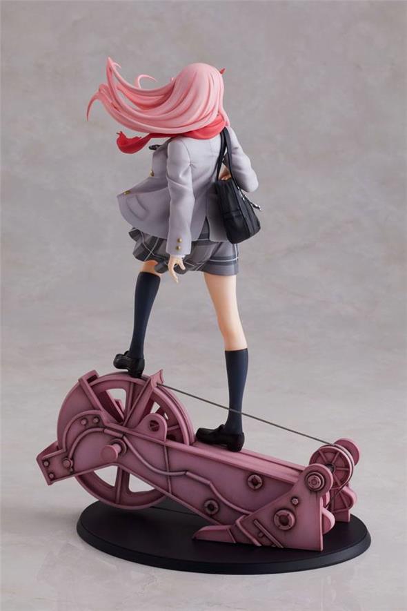 1/7 DARLING IN THE FRANXX - ZERO TWO SCHOOL UNIFORM VERSION STATUE