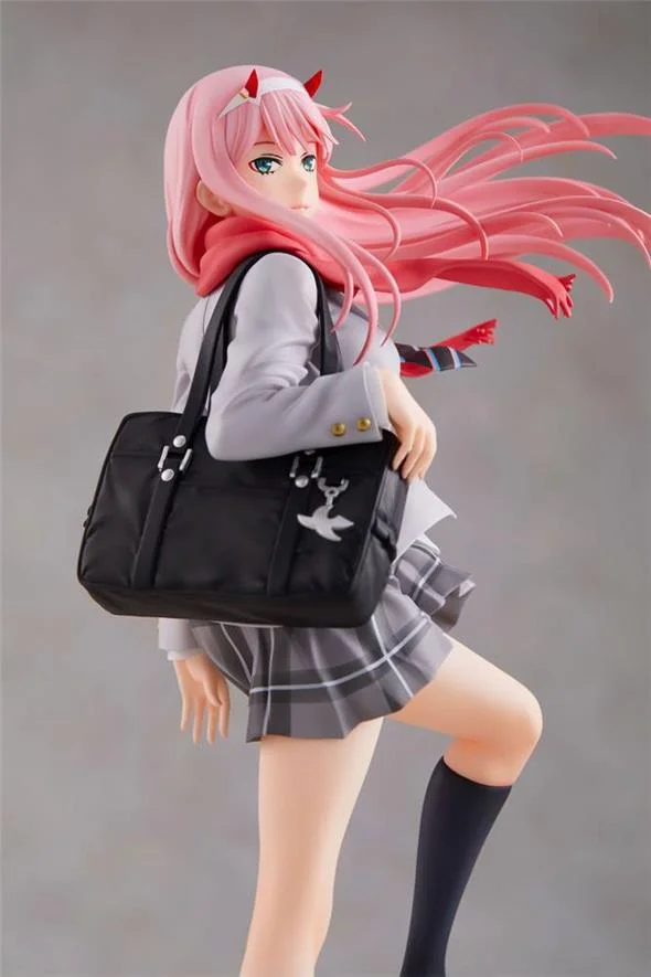 1/7 DARLING IN THE FRANXX - ZERO TWO SCHOOL UNIFORM VERSION STATUE