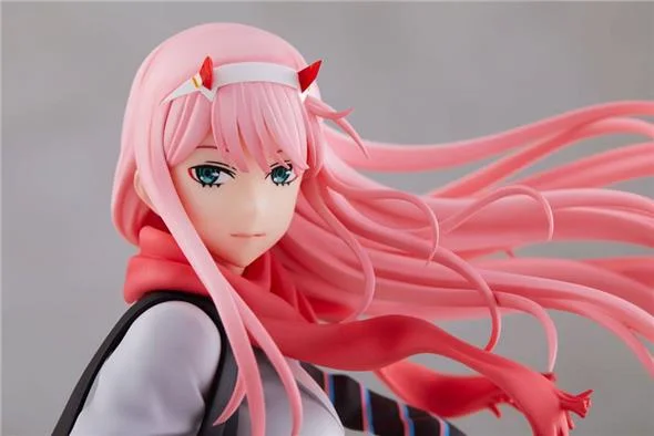 1/7 DARLING IN THE FRANXX - ZERO TWO SCHOOL UNIFORM VERSION STATUE