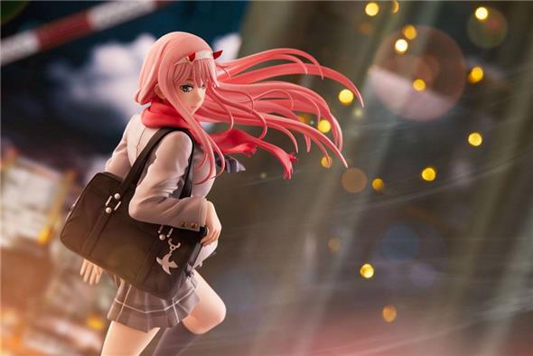 1/7 DARLING IN THE FRANXX - ZERO TWO SCHOOL UNIFORM VERSION STATUE