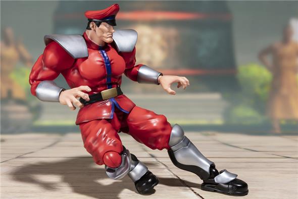 S.H. FIGUARTS - STREET FIGHTER M. BISON