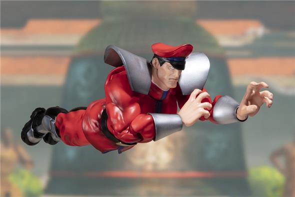 S.H. FIGUARTS - STREET FIGHTER M. BISON