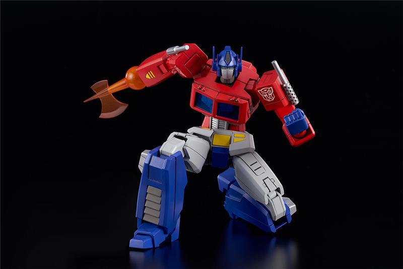 TRANSFORMERS OPTIMUS PRIME G1 MODEL KIT