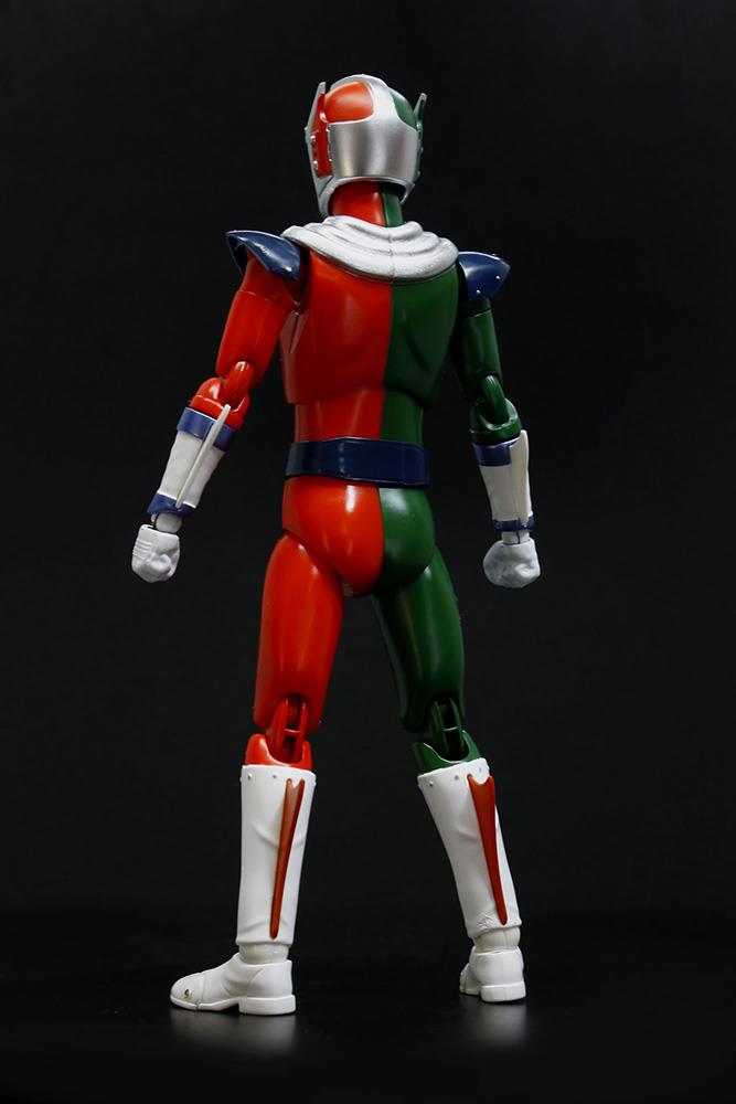 IZENBORG HERO ACTION FIGURE