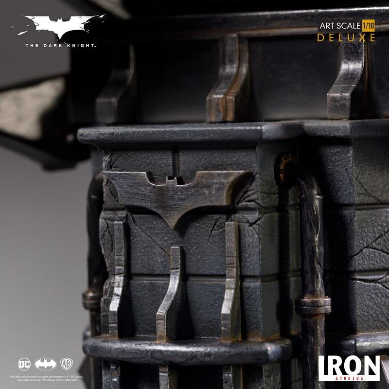 1/10 IRON STUDIOS - BATMAN THE DARK KNIGHT DLX STATUE