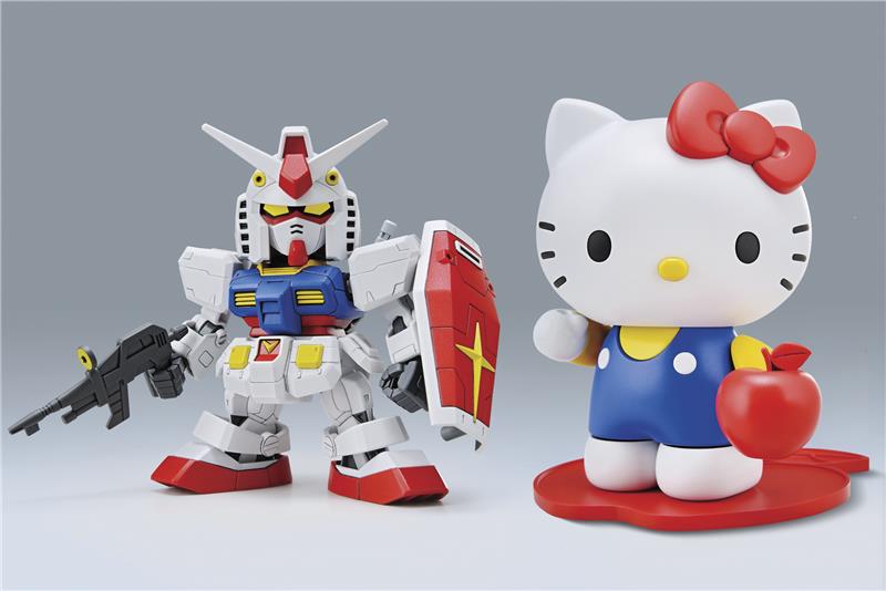 SD EX STANDARD HELLO KITTY AND GUNDAM RX-78-2