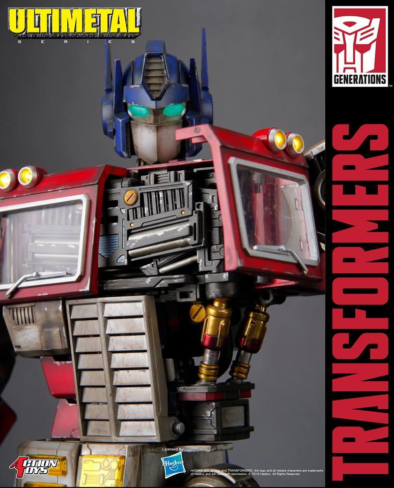 ULTIMETAL OPTIMUS PRIME BATTLE DAMAGED