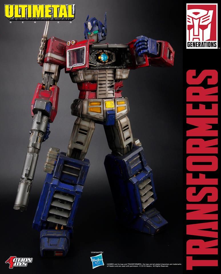 ULTIMETAL OPTIMUS PRIME BATTLE DAMAGED