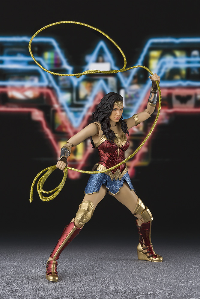 S.H. FIGUARTS - WONDER WOMAN (WW84)
