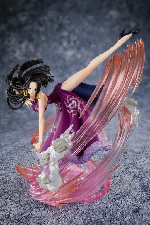 FIGUARTS ZERO - ONE PIECE BOA HANCOCK PAR.WAR FIGURE