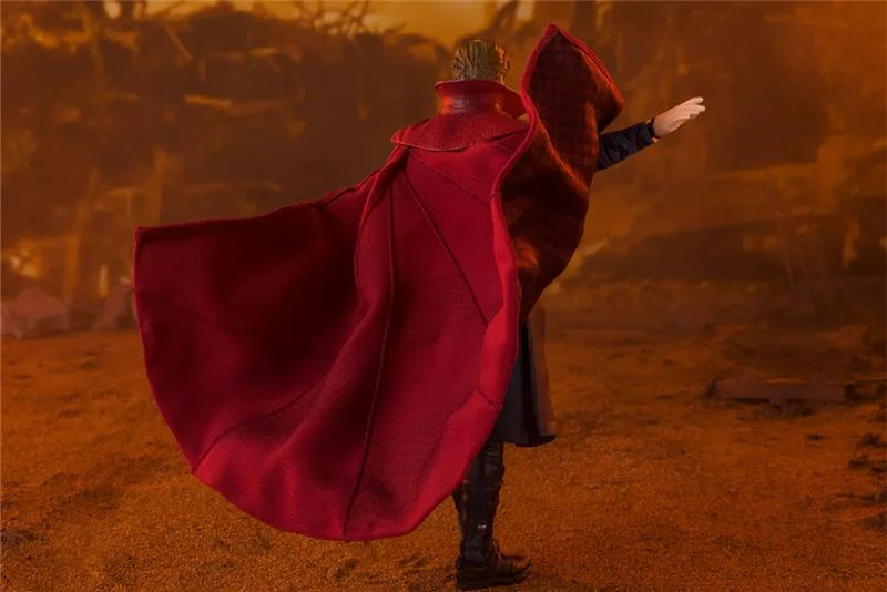 S.H. FIGUARTS - AIW DOCTOR STRANGE BATTLE ON TITAN