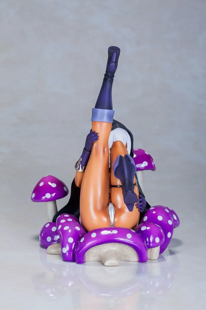AKAZUKIN ILL BY HOUTENGEKI KUROZUKIN STATUE