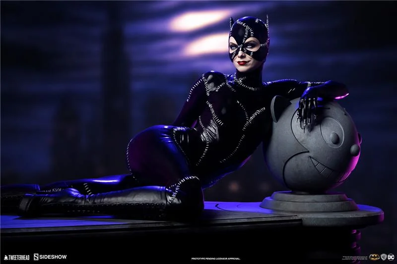 1/4 DC COMICS - CATWOMAN