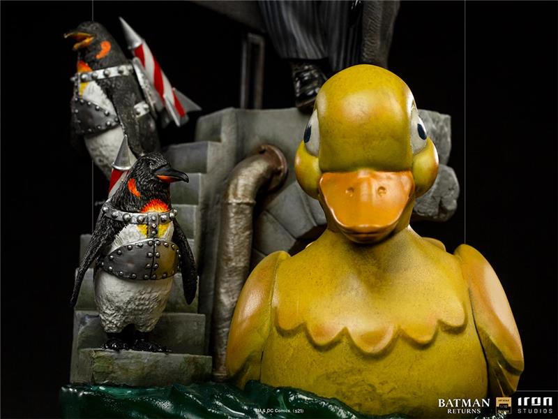 1/10 IRON STUDIOS - BATMAN RETURNS PENGUIN