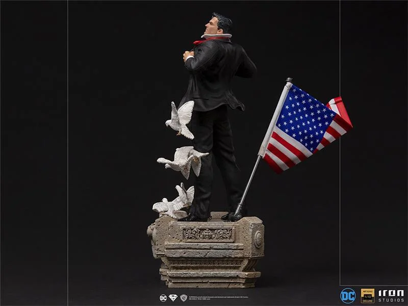 1/10 IRON STUDIOS - SUPERMAN CLARK KENT DLX ART STATUE