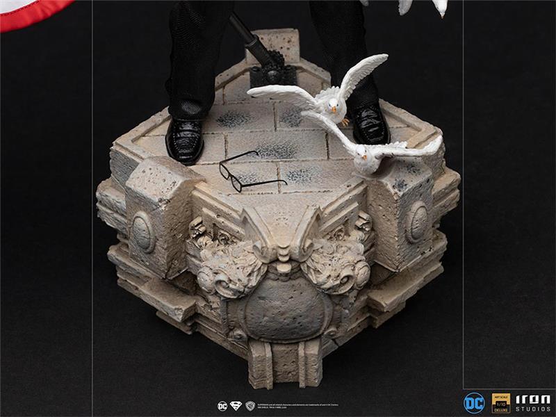 1/10 IRON STUDIOS - SUPERMAN CLARK KENT DLX ART STATUE